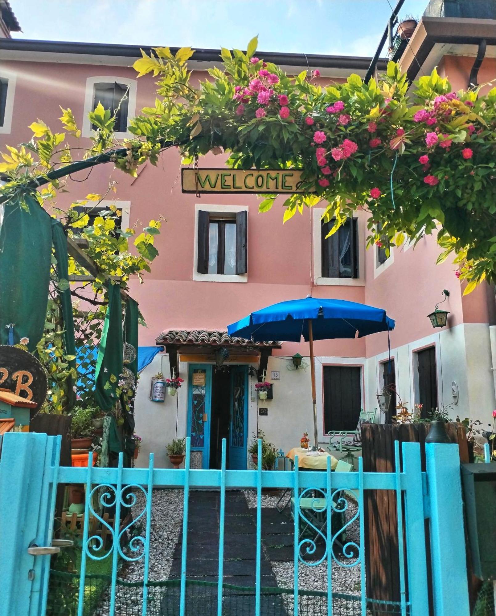 Art B&B La Casa Del Pittore Revine Lago Luaran gambar