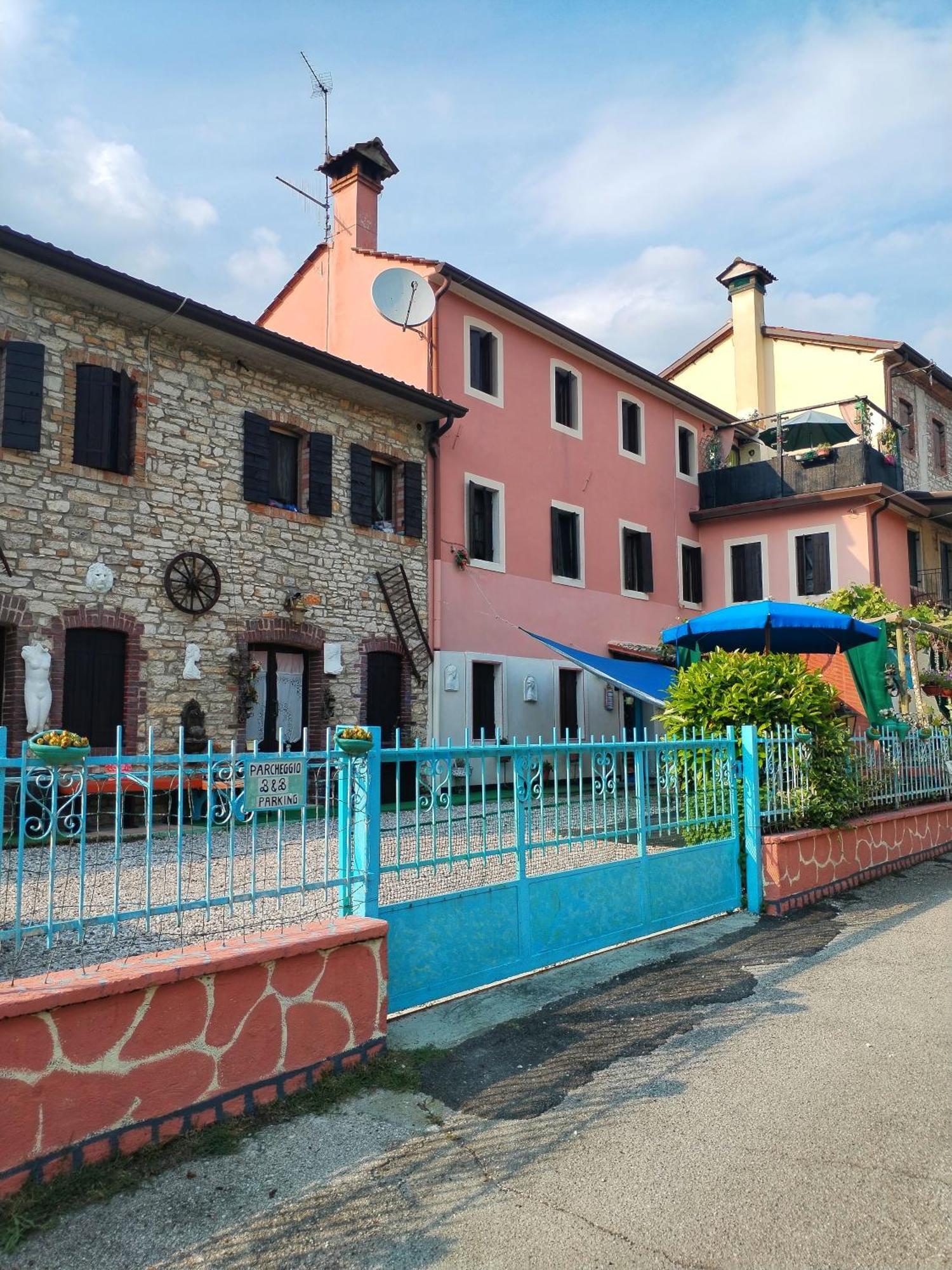 Art B&B La Casa Del Pittore Revine Lago Luaran gambar
