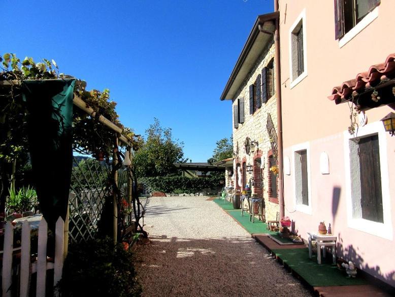 Art B&B La Casa Del Pittore Revine Lago Luaran gambar