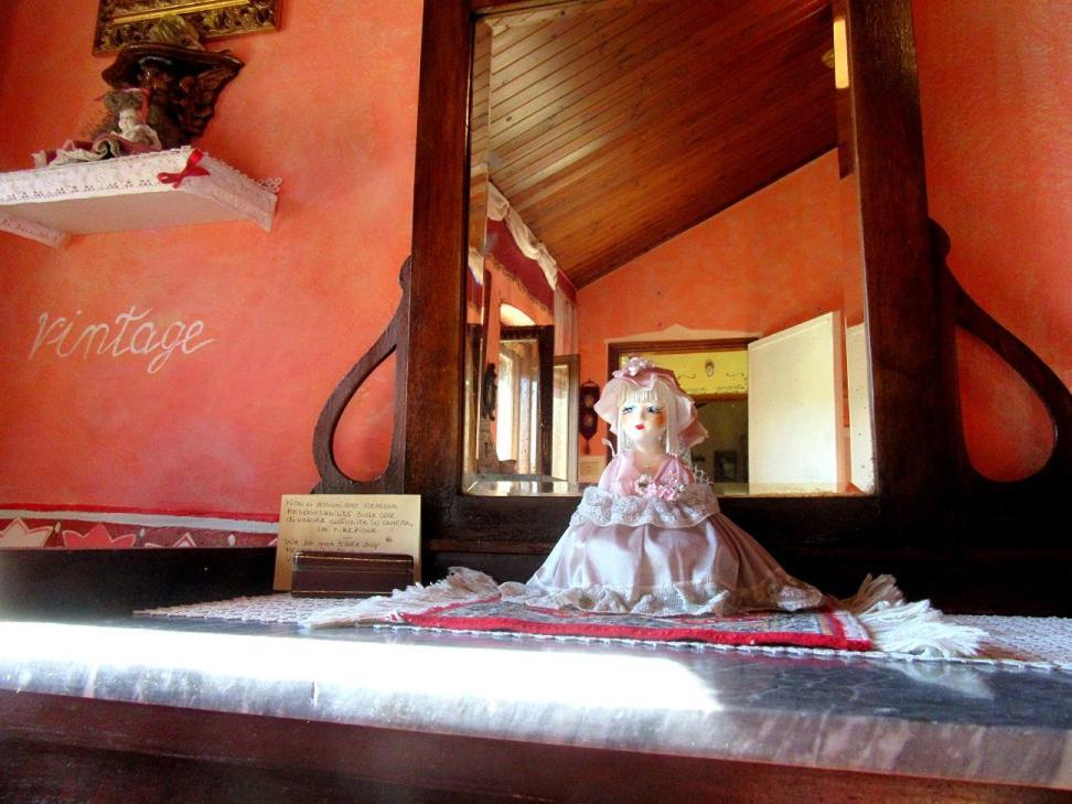 Art B&B La Casa Del Pittore Revine Lago Luaran gambar